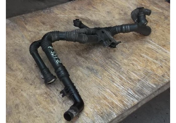 Патрубок системи охолодження Peugeot, Citroen 1.6 hdi, 9647768980